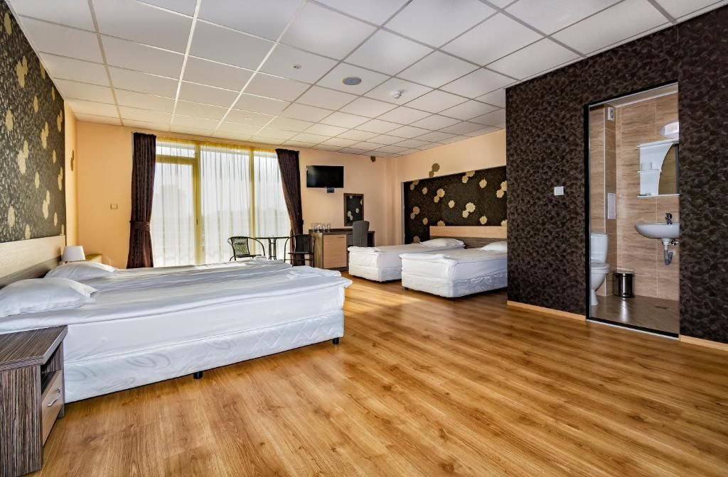 Отель Hotel City Бургас